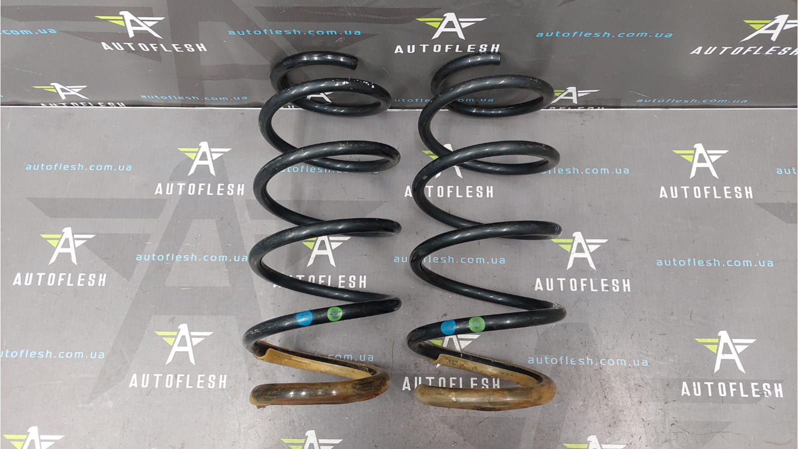 Пружина передняя 8200772226 Mercedes Citan Renault Kangoo 2 бу Пружина передняя 8200772226 Mercedes Citan Renault Kangoo 2 бу